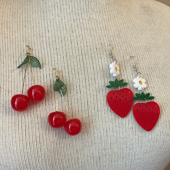 Red Cherry and Strawberry Earrings Set - Picture 14 of 14